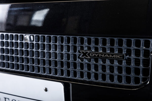 ディフェンダー110X DYNAMIC SE D300 4WD