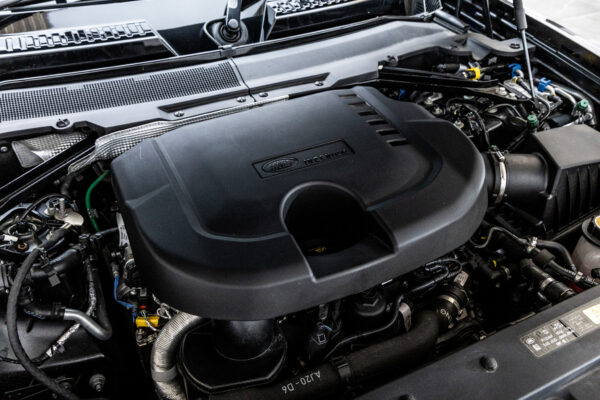 ディフェンダー110X DYNAMIC SE D300 4WD