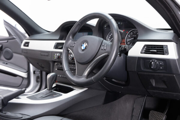 3シリーズカブリオレ　335i