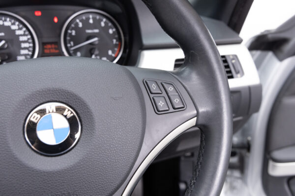 3シリーズカブリオレ　335i