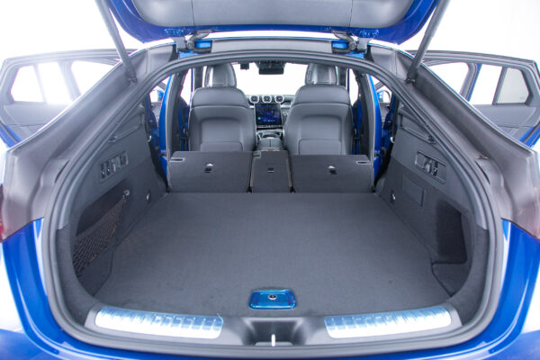 GLCクーペ220 d 4マチック(ISG) AMGラインパッケージ