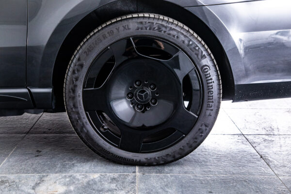 VクラスV220 d エクスクルーシブ ロング プラチナスイート ディーゼルターボ