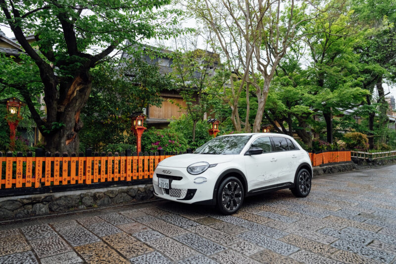 京都府京都市の公用車として寄納　フィアット600e　姉妹都市提携60周年の節目