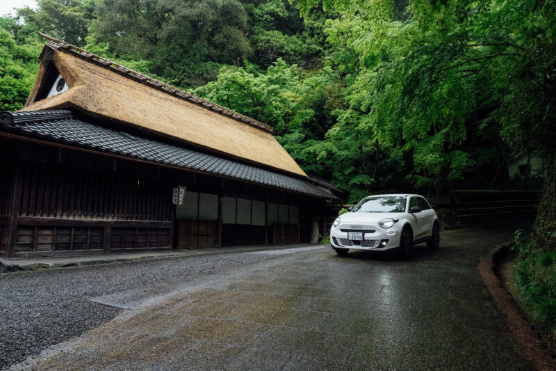京都府京都市の公用車として寄納　フィアット600e　姉妹都市提携60周年の節目
