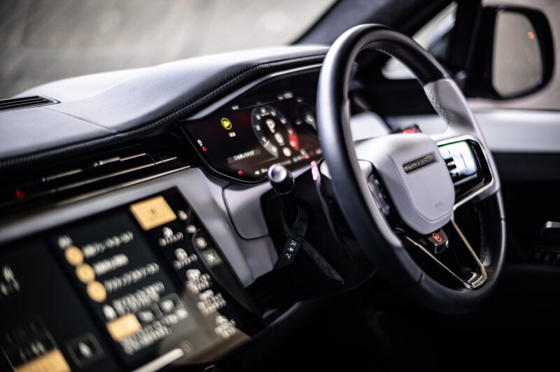 レンジローバースポーツ SV エディションONE（2024）磨き上げられた“レンジローバースポーツ”