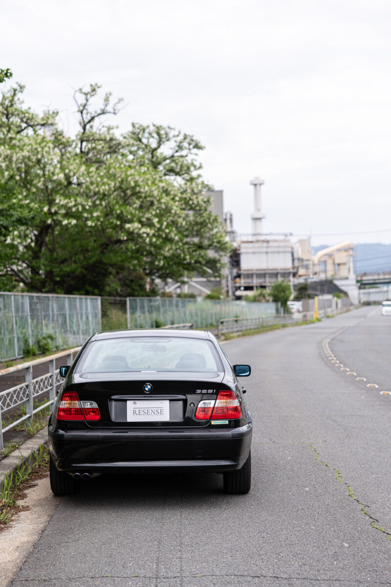 BMW・3シリーズ 325i（2005）静かに惹かれる本格派
