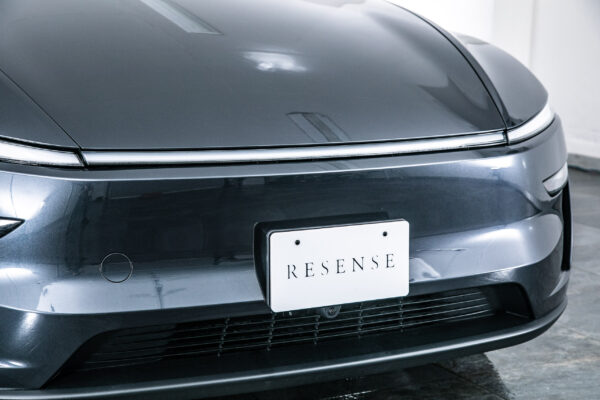 モデルY LAUNCH SERIES RWD
