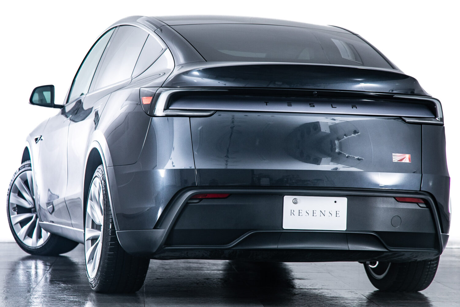 モデルY LAUNCH SERIES RWD