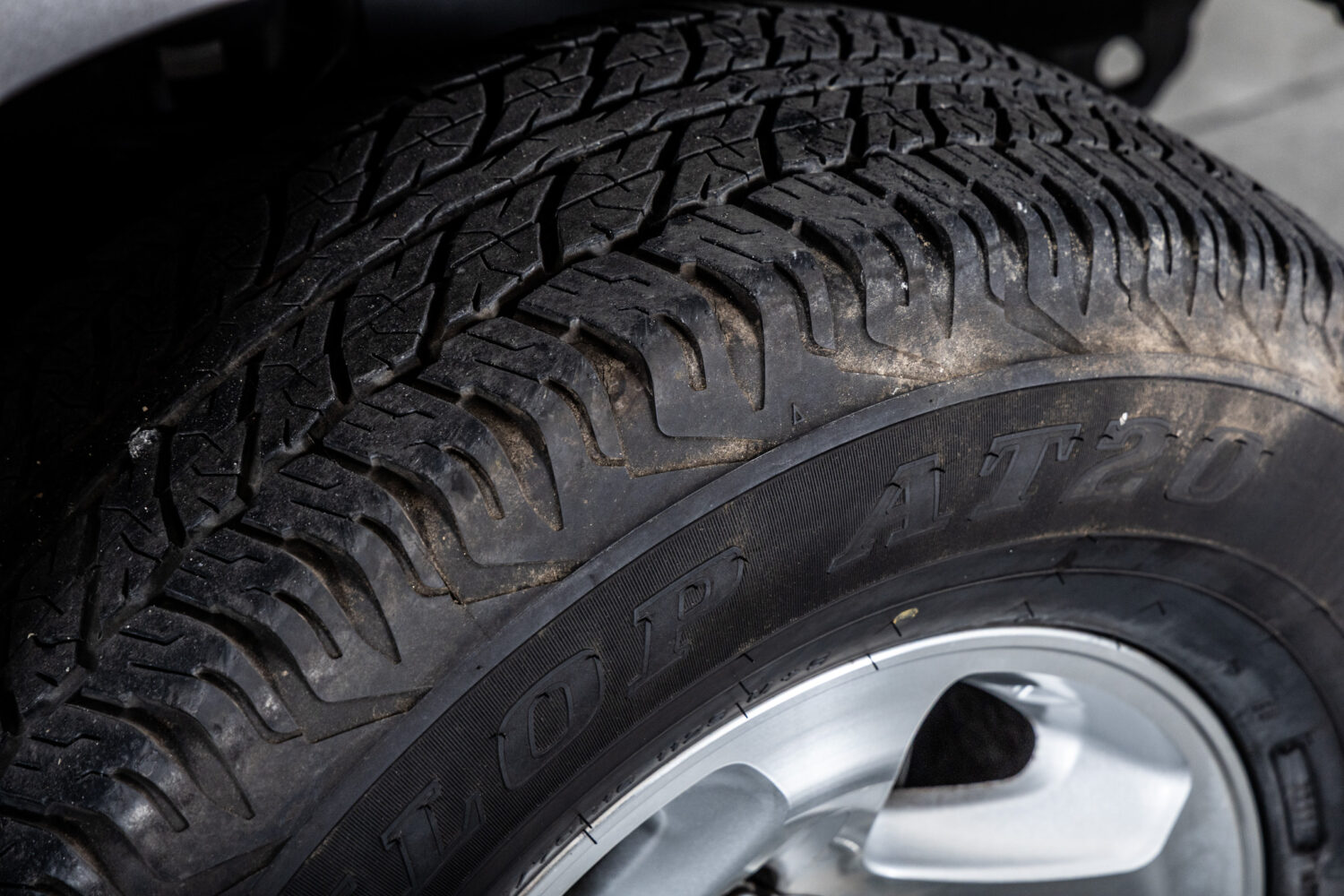 ランドクルーザー70 5ドア 4.0 4WD