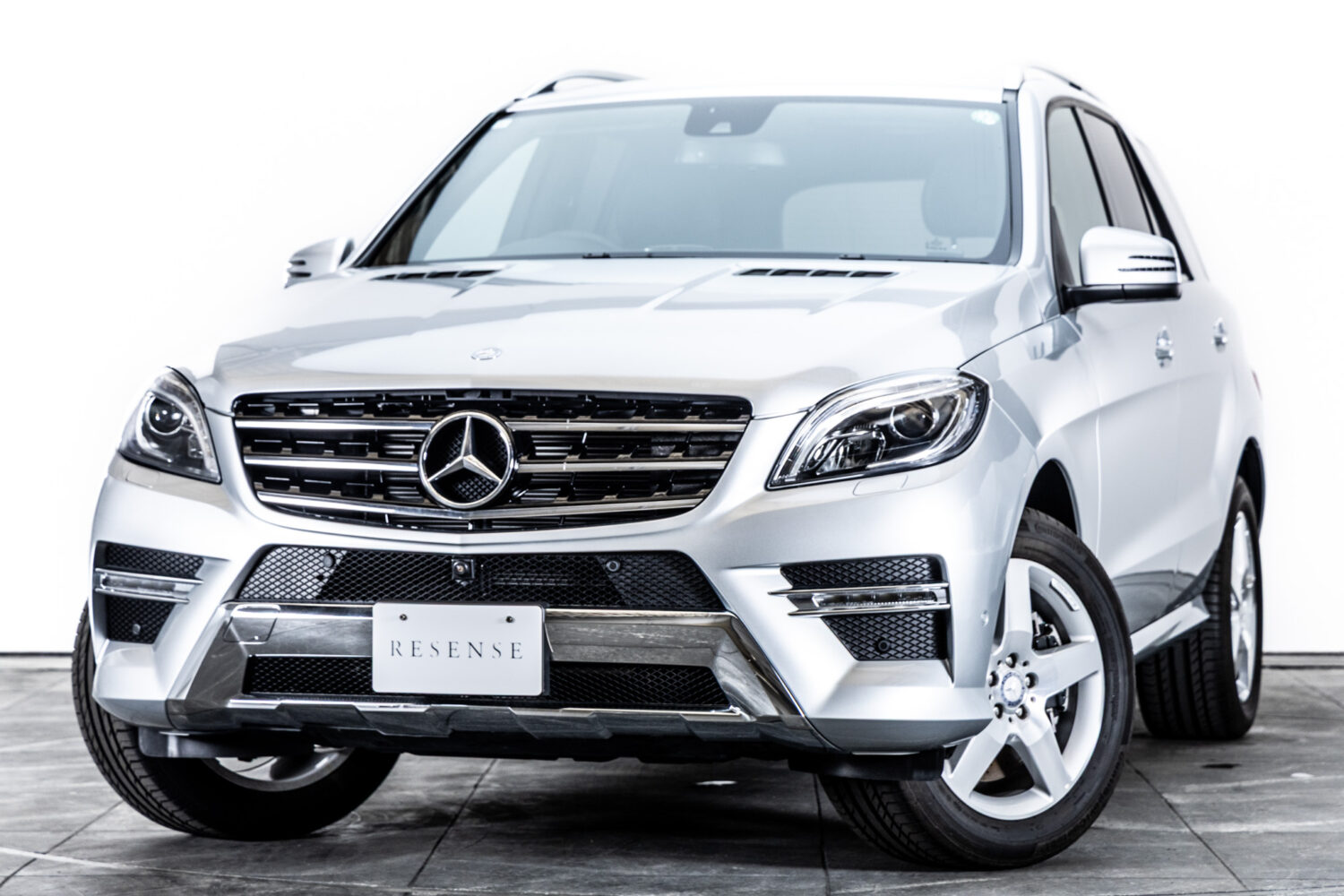 Mクラス ML350 4マチック B-EFFICIENCY AMGスポーツパッケージ 4WD