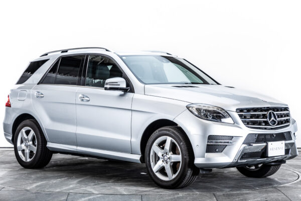 Mクラス ML350 4マチック B-EFFICIENCY AMGスポーツパッケージ 4WD