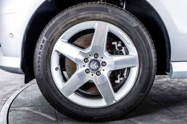 Mクラス ML350 4マチック B-EFFICIENCY AMGスポーツパッケージ 4WD