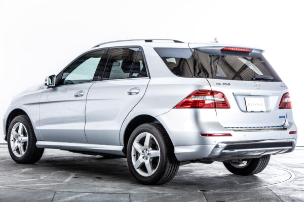Mクラス ML350 4マチック B-EFFICIENCY AMGスポーツパッケージ 4WD
