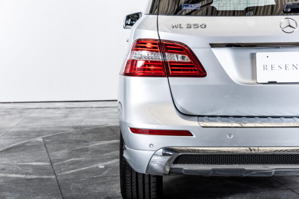 Mクラス ML350 4マチック B-EFFICIENCY AMGスポーツパッケージ 4WD