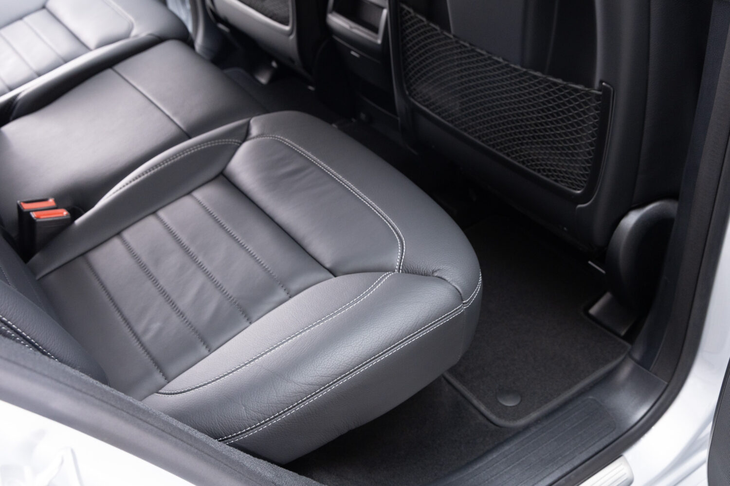 Mクラス ML350 4マチック B-EFFICIENCY AMGスポーツパッケージ 4WD