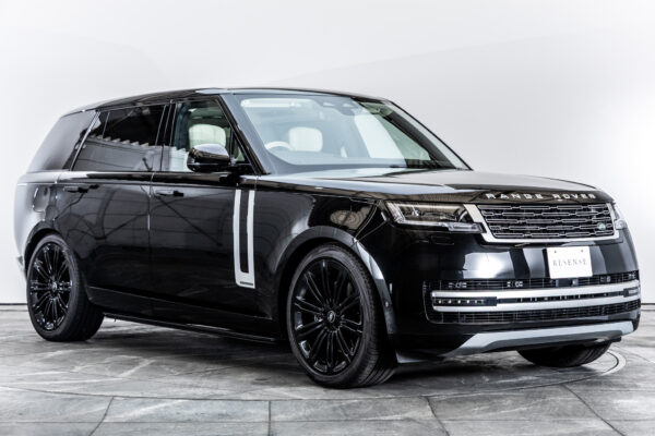 レンジローバー オートバイオグラフィ4.4L P530 LWB 4WD