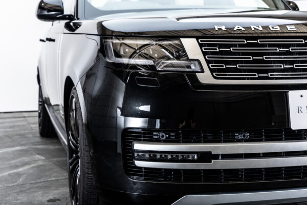 レンジローバー オートバイオグラフィ4.4L P530 LWB 4WD