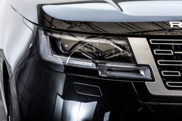 レンジローバー オートバイオグラフィ4.4L P530 LWB 4WD