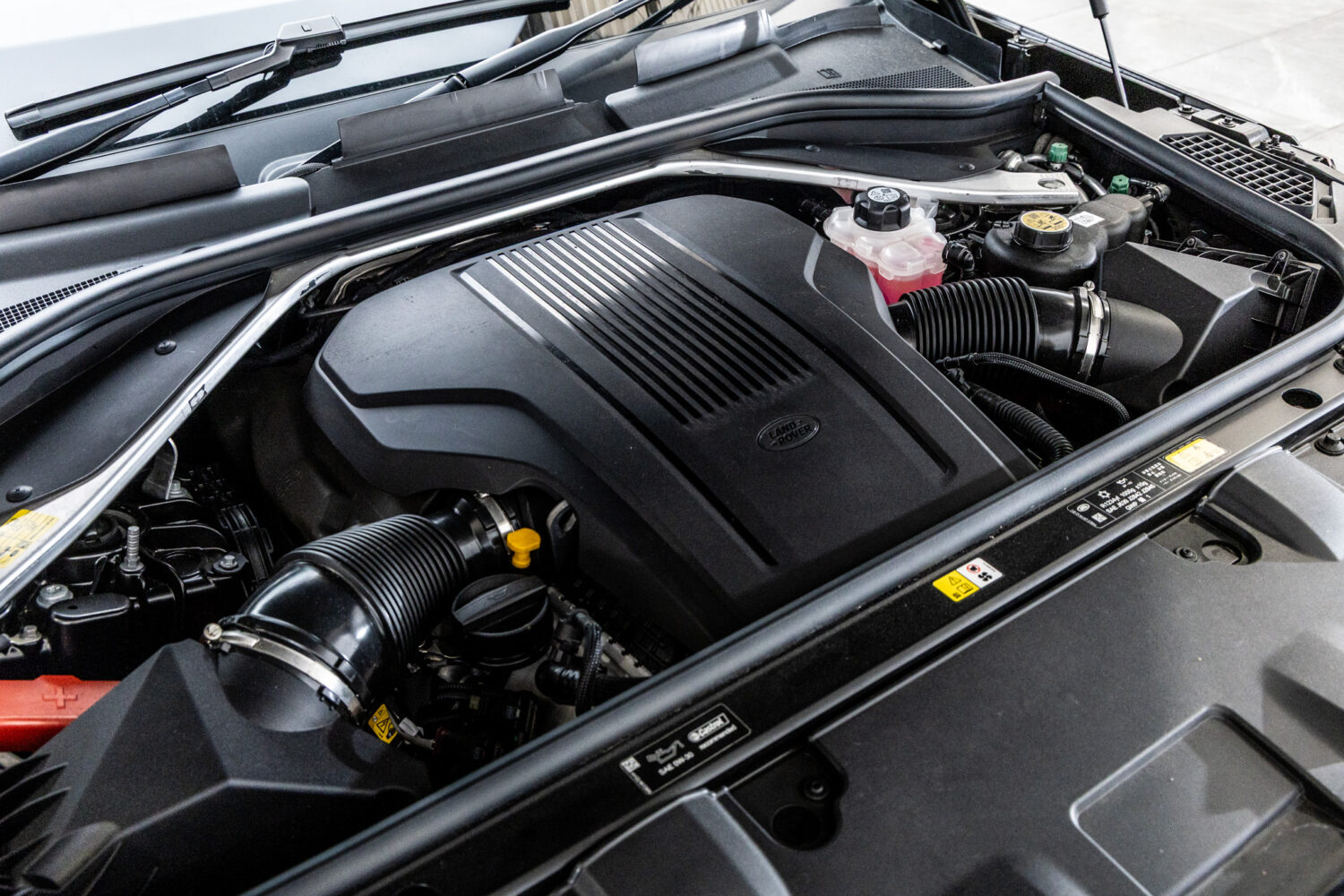 レンジローバー オートバイオグラフィ4.4L P530 LWB 4WD