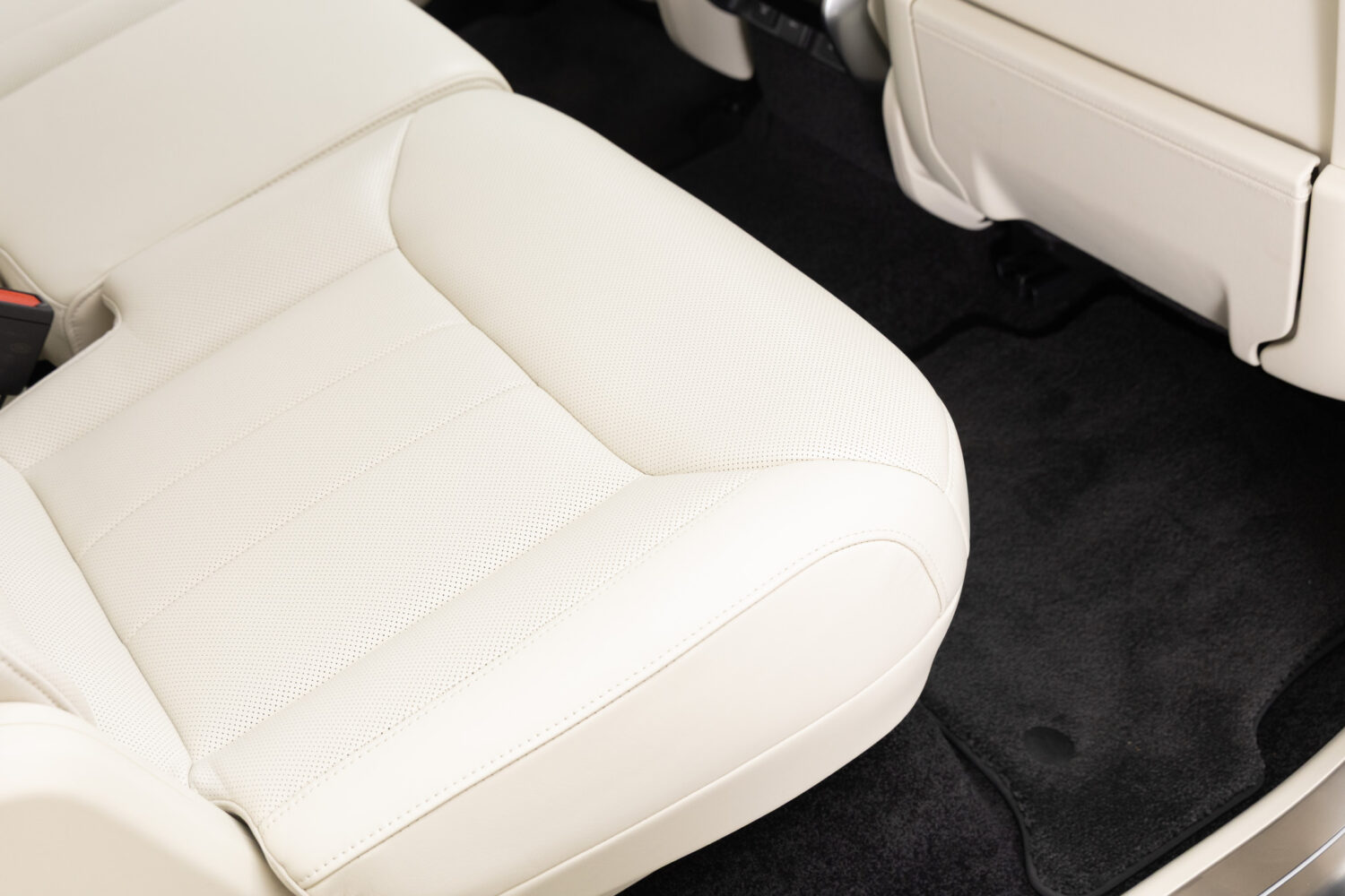 レンジローバー オートバイオグラフィ4.4L P530 LWB 4WD