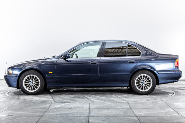 5シリーズ 525i