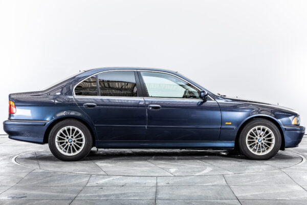 5シリーズ 525i