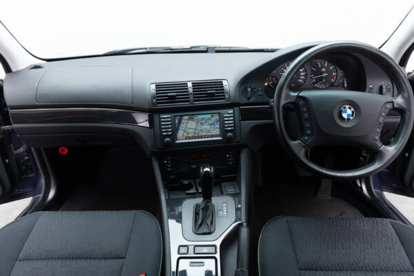 5シリーズ 525i