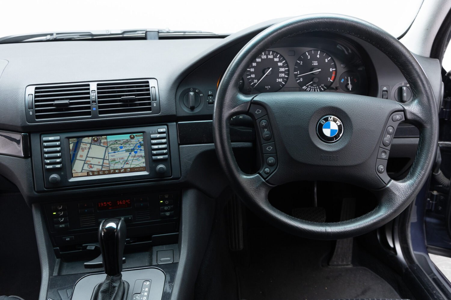 5シリーズ 525i
