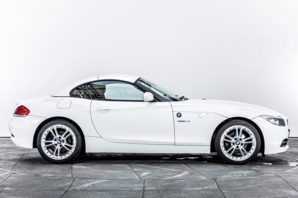 Z4 sドライブ23i