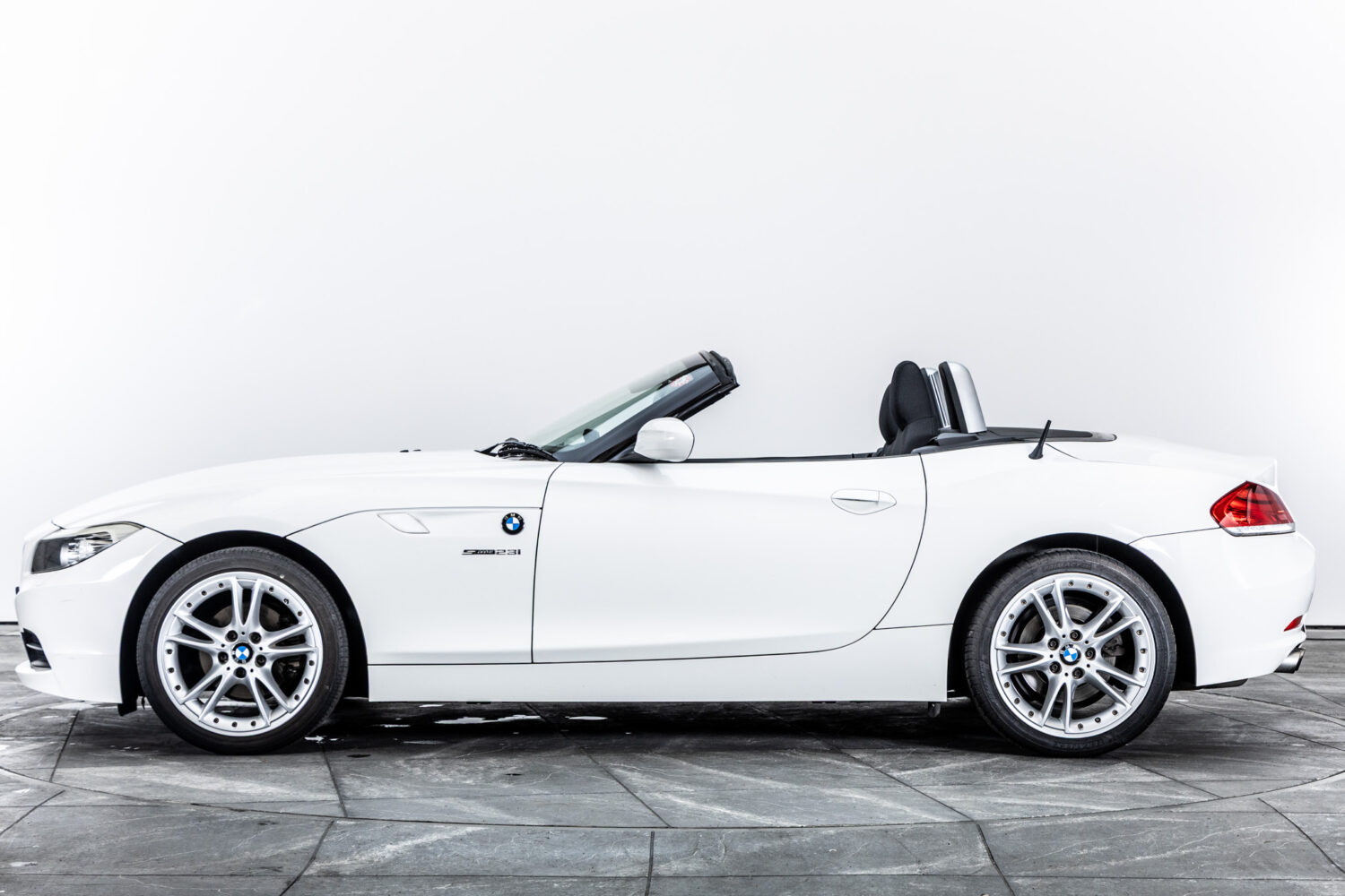Z4 sドライブ23i