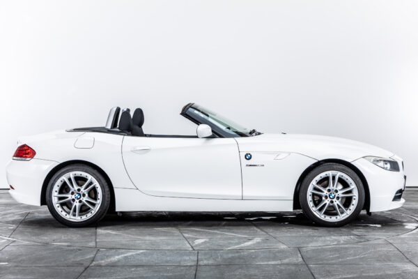 Z4 sドライブ23i