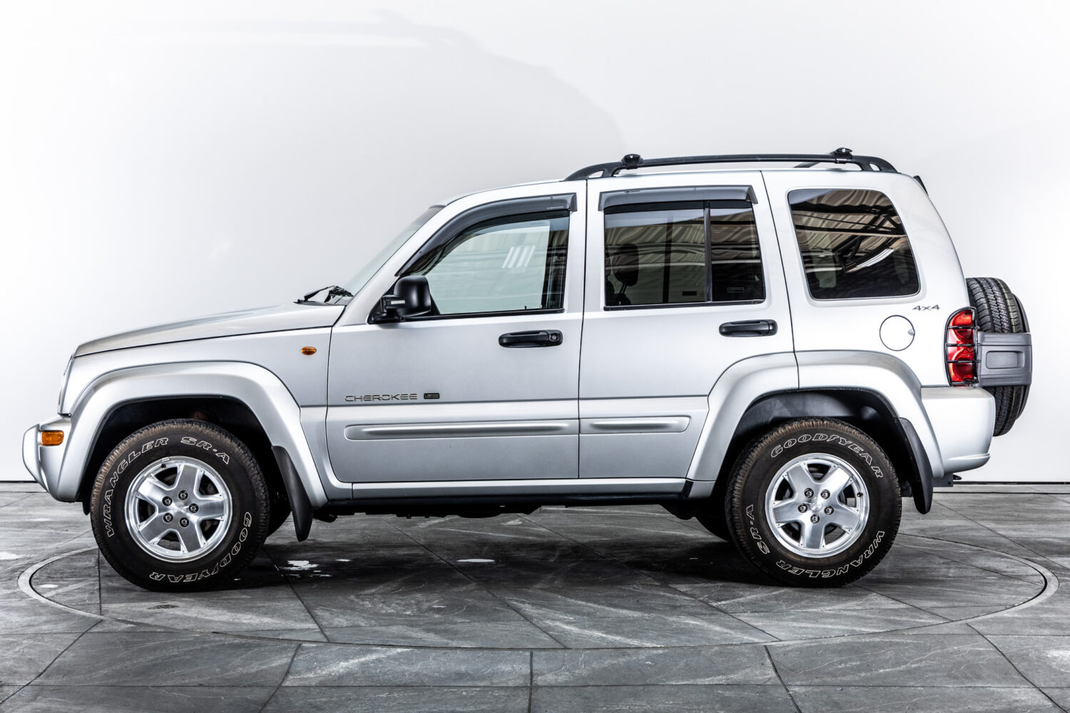 チェロキー リミテッド 4WD