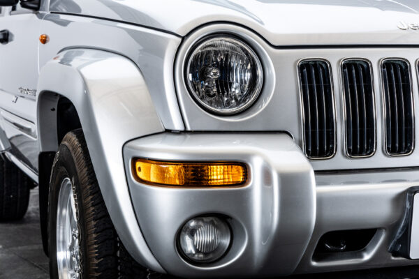 チェロキー リミテッド 4WD