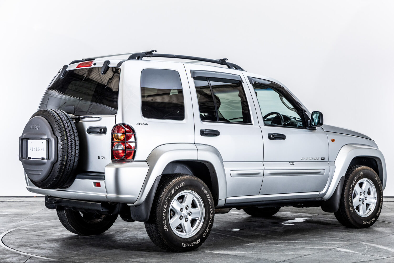 チェロキー リミテッド 4WD
