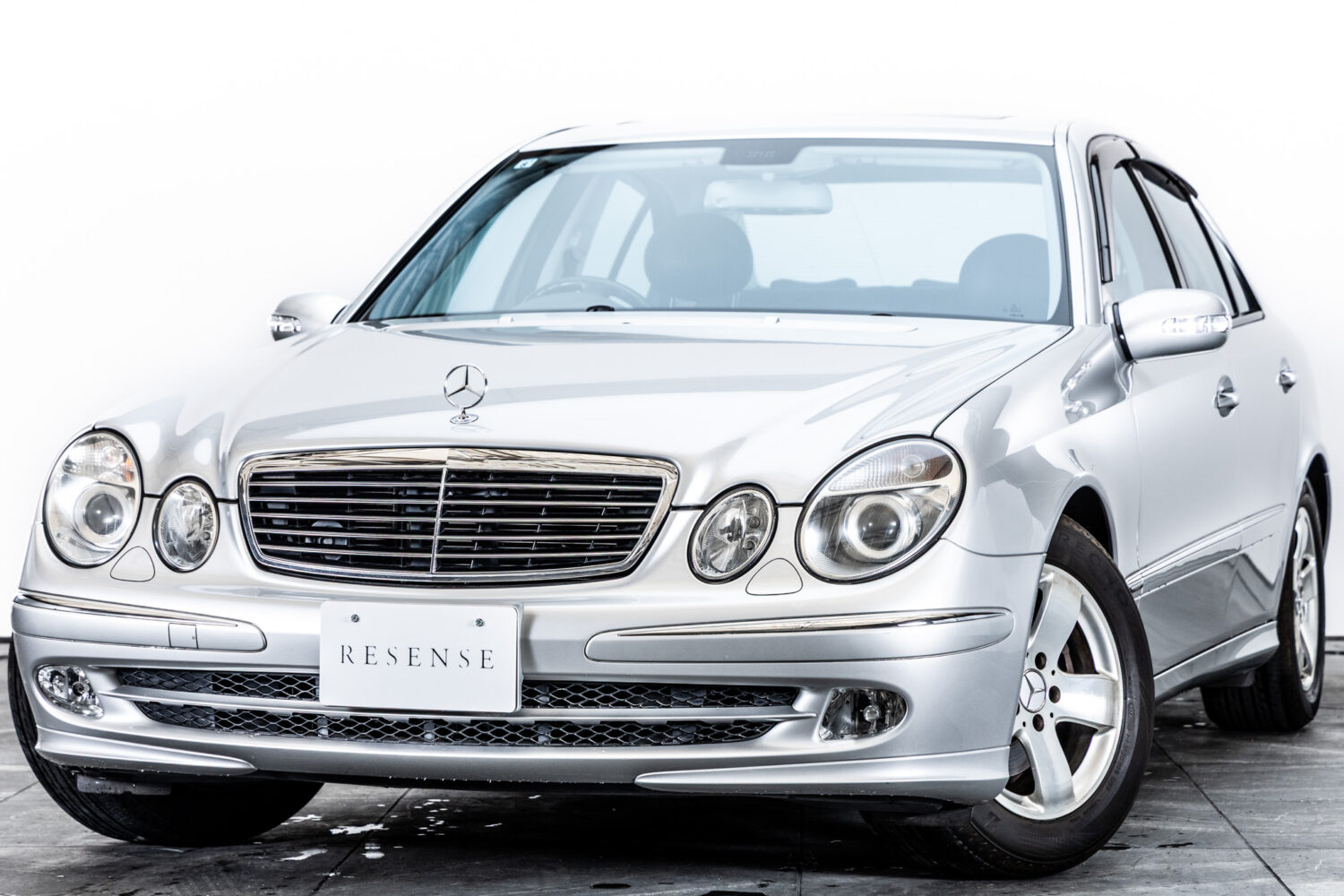 Eクラス E320アバンギャルド