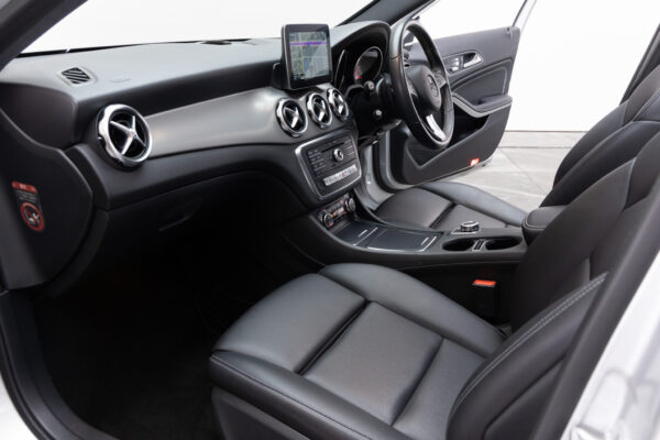 GLAクラス GLA180