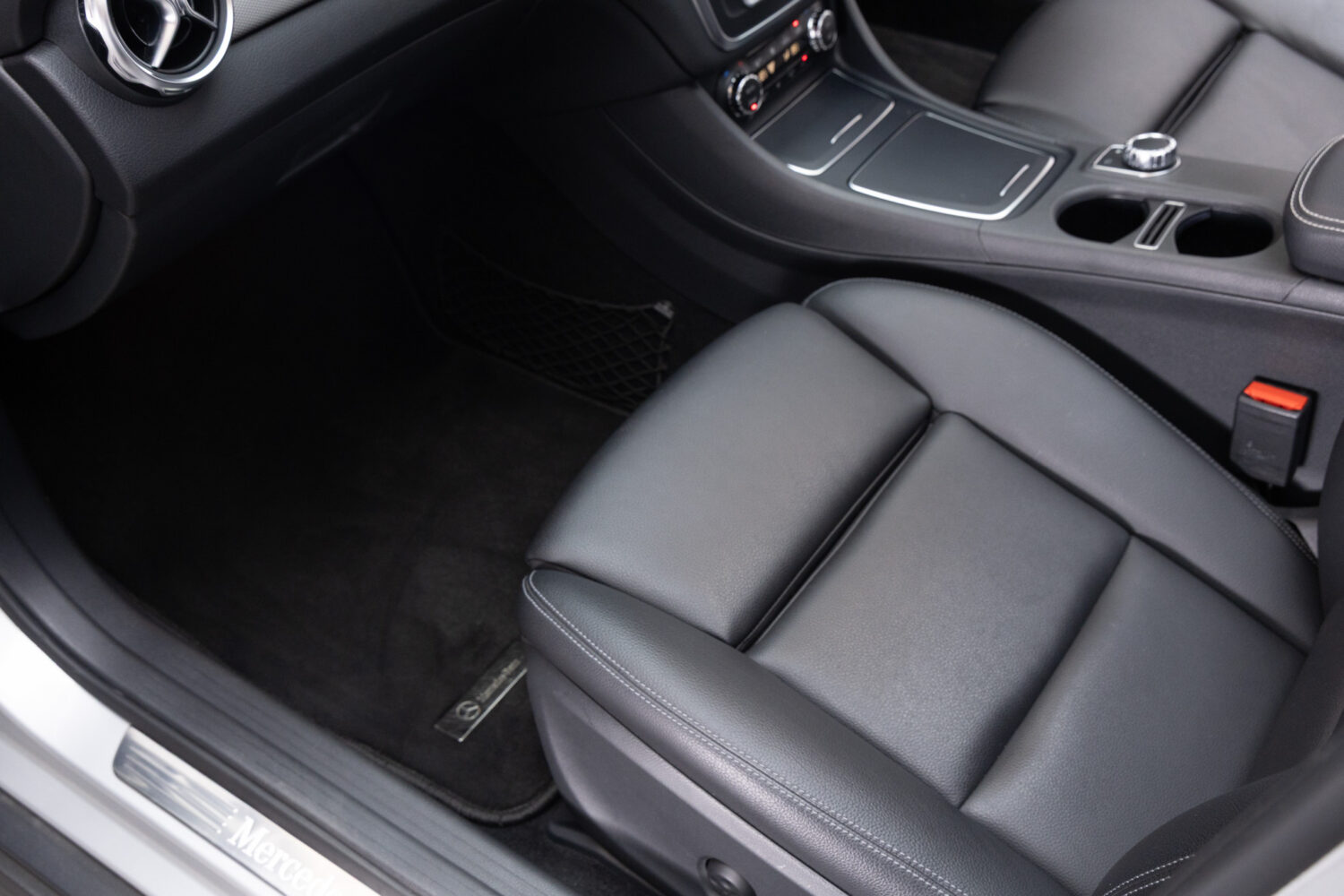 GLAクラス GLA180
