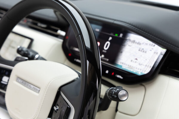 レンジローバー オートバイオグラフィー 3.0L D350 SWB 4WD