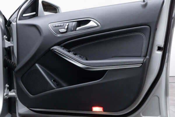 GLAクラス GLA180