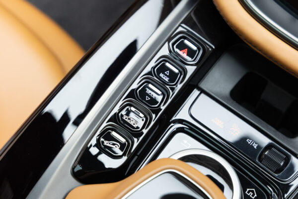 DBX 4.0 4WD