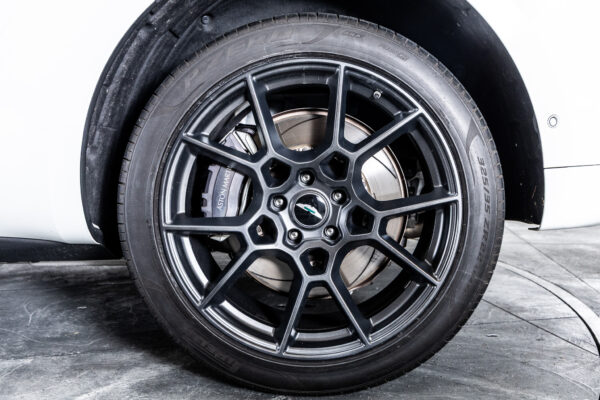 DBX 4.0 4WD 左H
