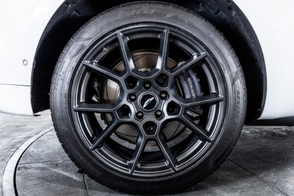 DBX 4.0 4WD 左H