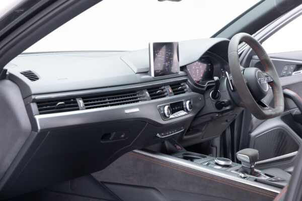 RS4アバント 2.9 4WD