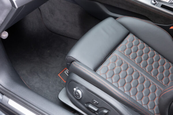 RS4アバント 2.9 4WD
