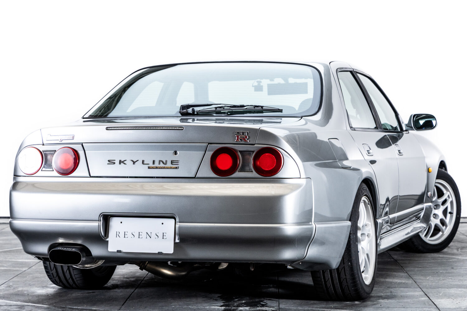 スカイラインGT-R 4ドア オーテックVer 40th記念車 4WD