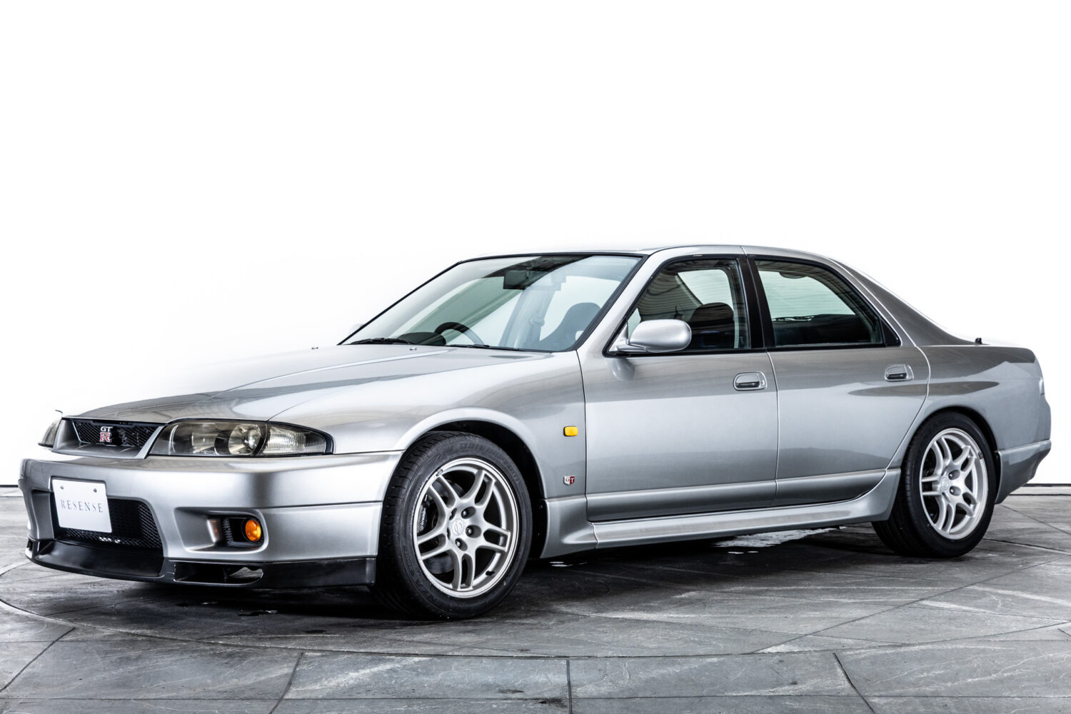 スカイラインGT-R 4ドア オーテックVer 40th記念車 4WD