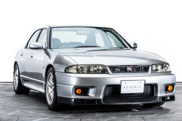 スカイラインGT-R 4ドア オーテックVer 40th記念車 4WD