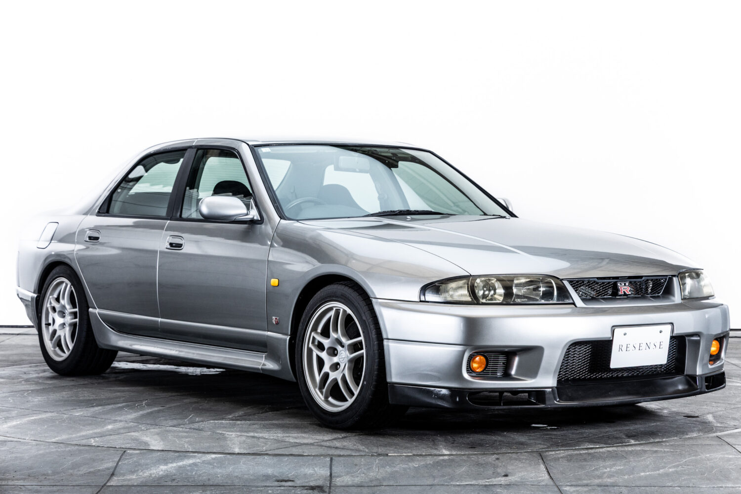 スカイラインGT-R 4ドア オーテックVer 40th記念車 4WD