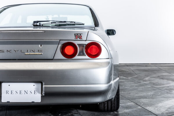 スカイラインGT-R 4ドア オーテックVer 40th記念車 4WD