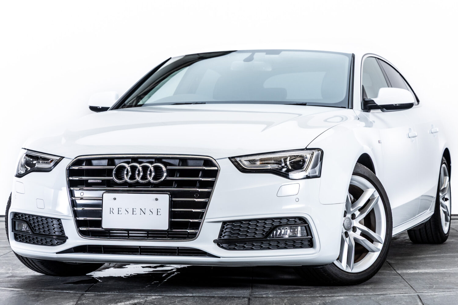 A5スポーツバック 2.0TFSIクワトロ Sライン 4WD